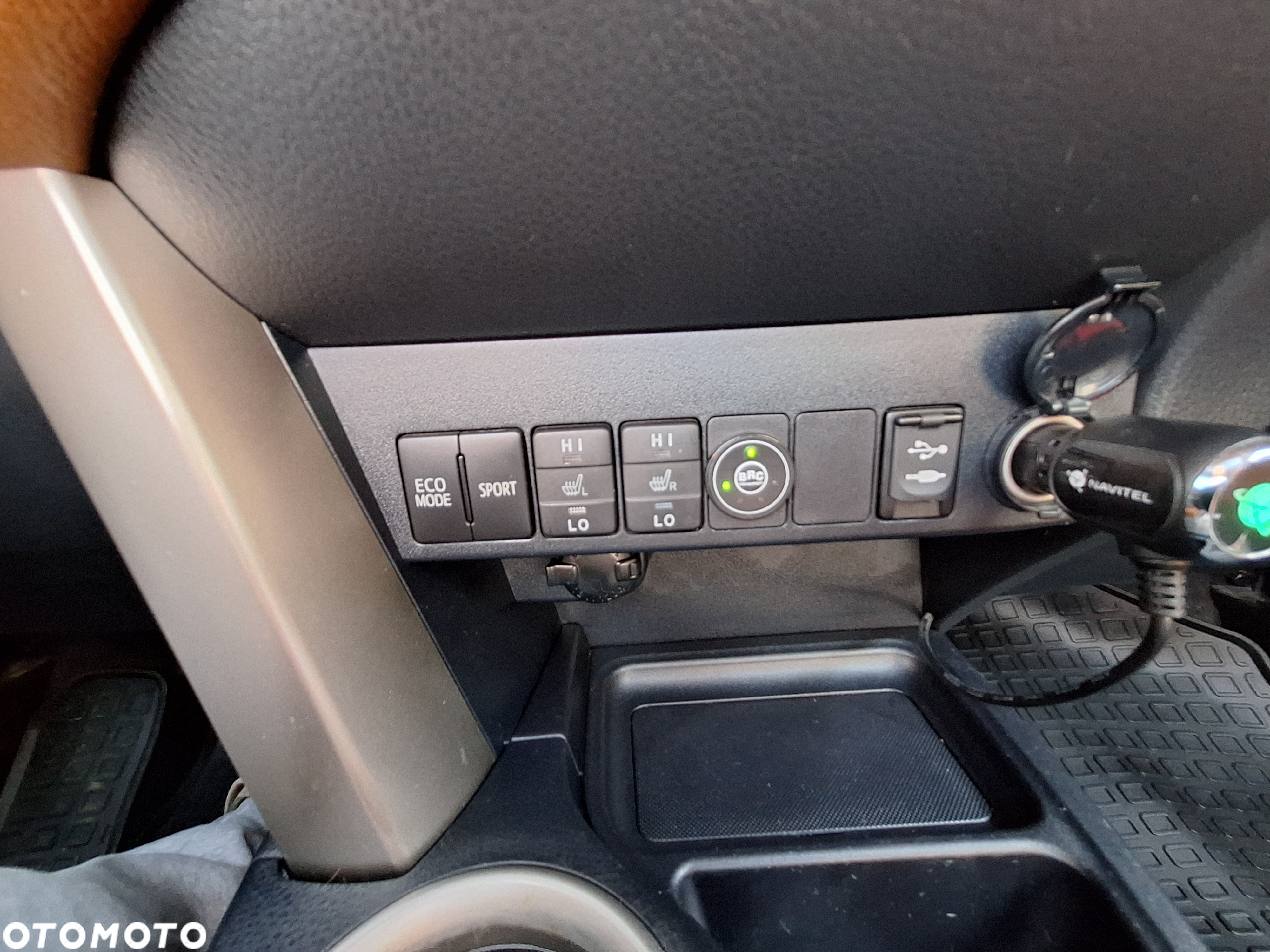 Toyota RAV4 - 18