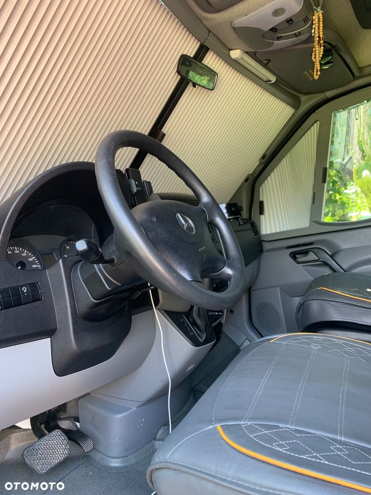 Mercedes-Benz Sprinter - 3