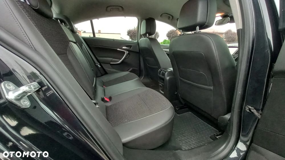Opel Insignia - 23