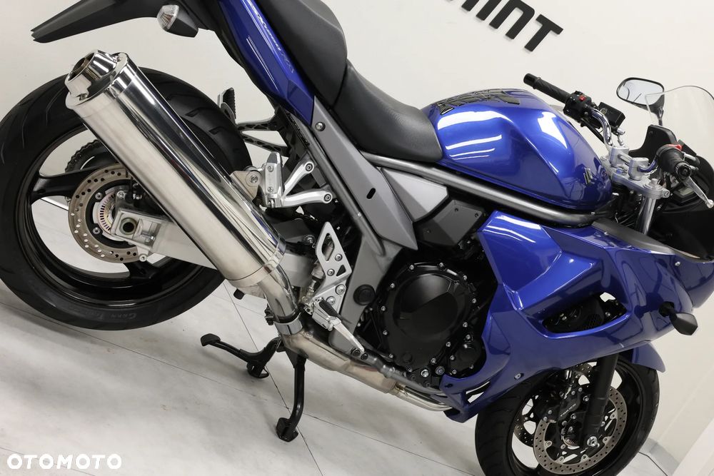 Suzuki GSX - 14