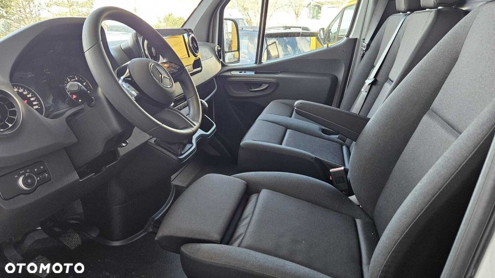 Mercedes-Benz Sprinter 317 CDI KA OM654 - 8