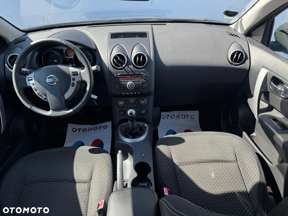 Nissan Qashqai - 25