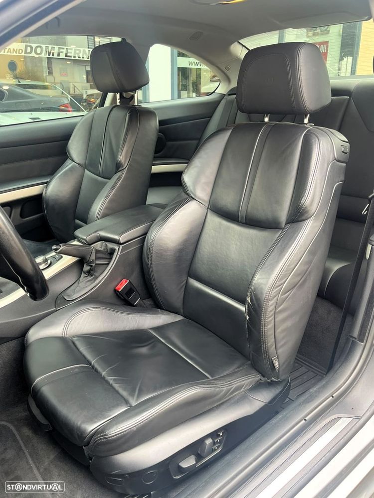 BMW 330 i - 29