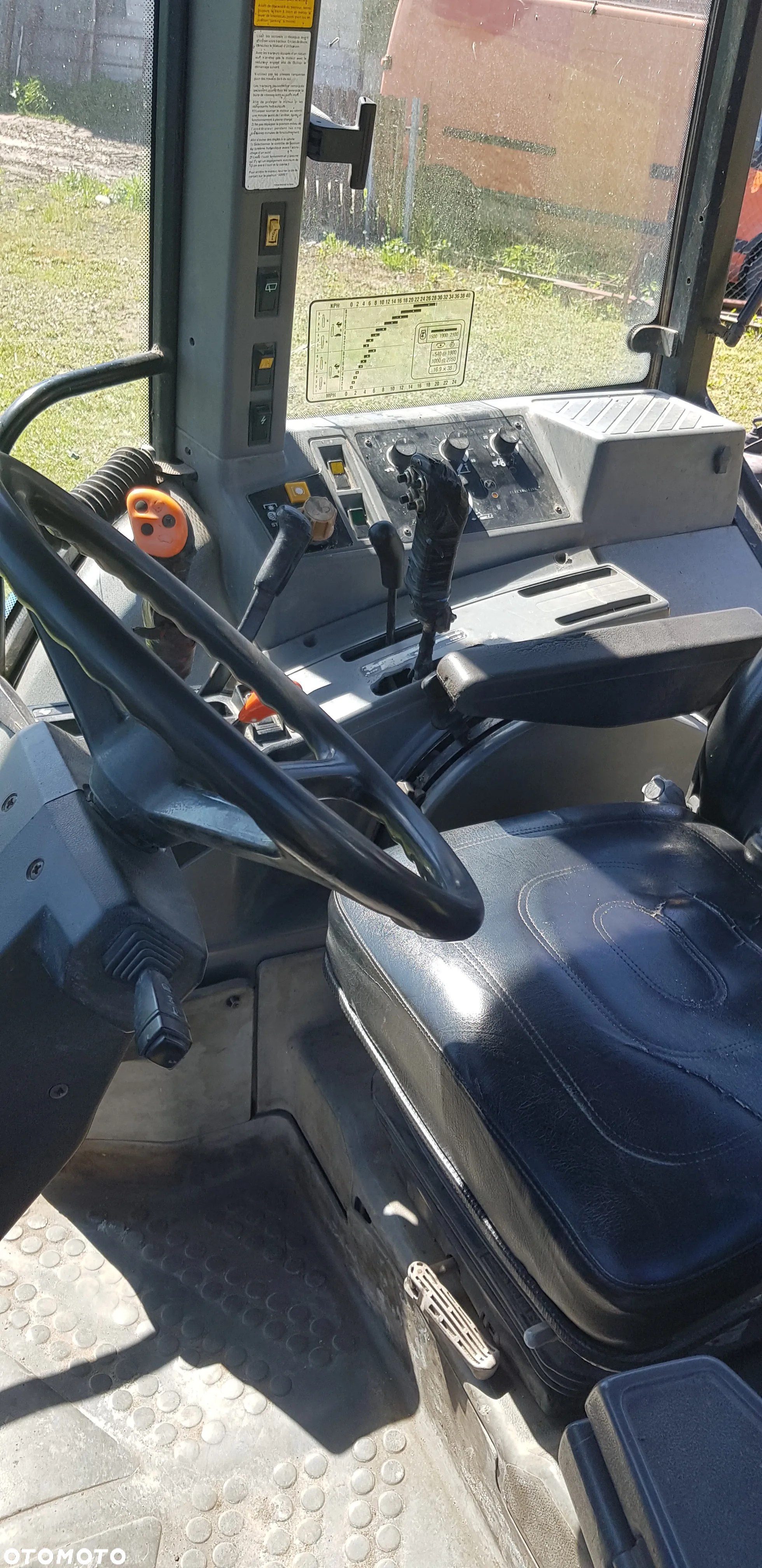 Ford 6640 - 8