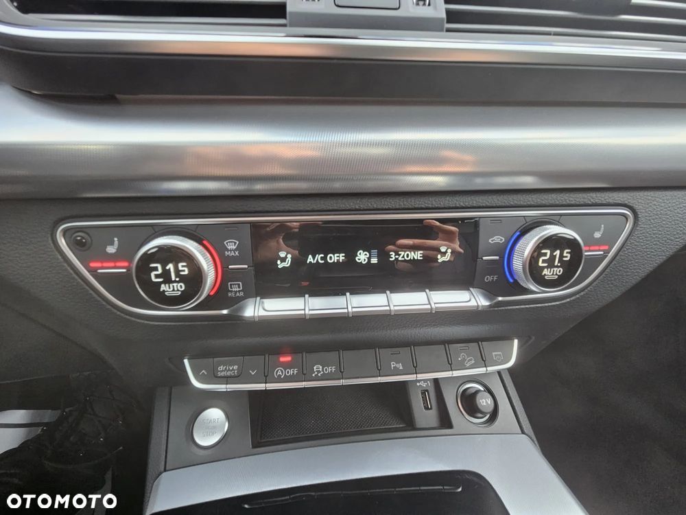 Audi Q5 Sportback - 28