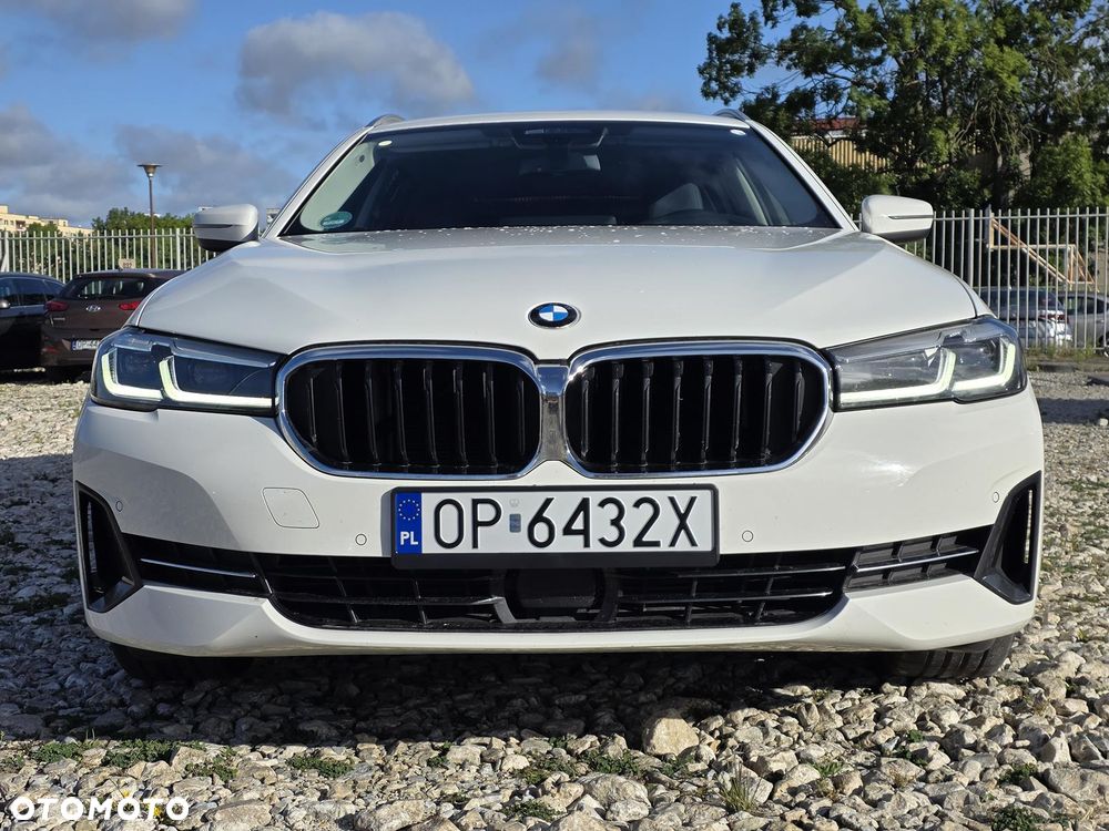 BMW Seria 5 520d xDrive mHEV - 5