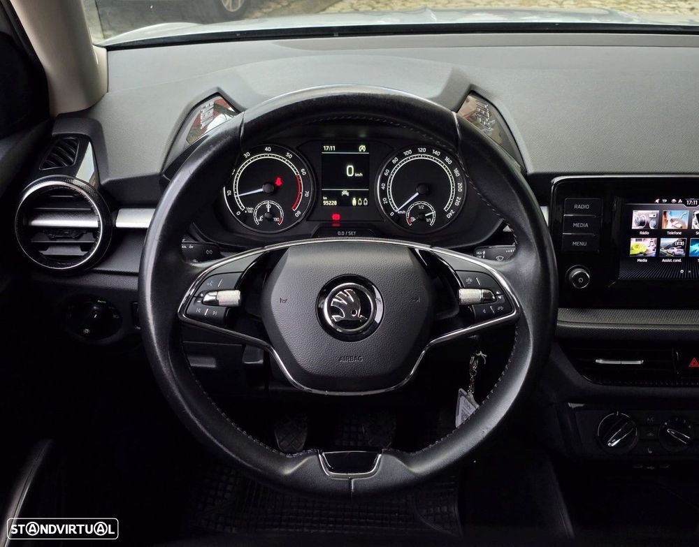 Skoda Fabia 1.0 MPI Ambition - 19