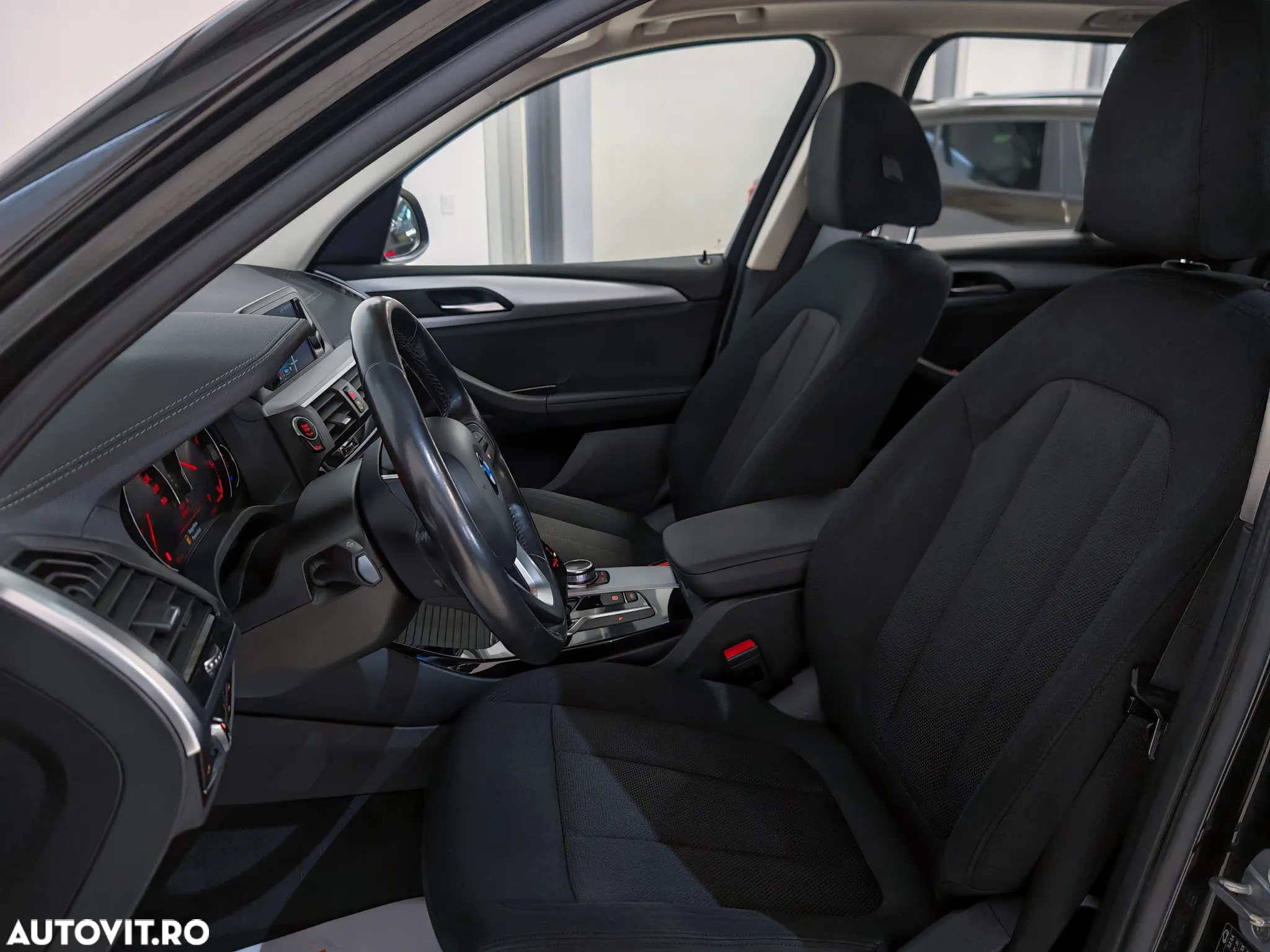 BMW X3 sDrive18d AT MHEV - 25