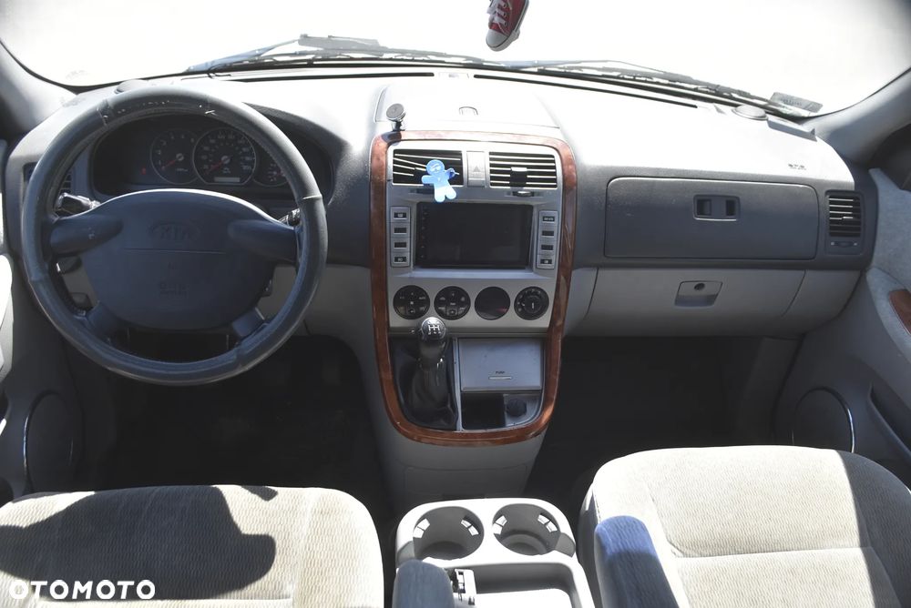 Kia Carnival CRDi Executive - 6
