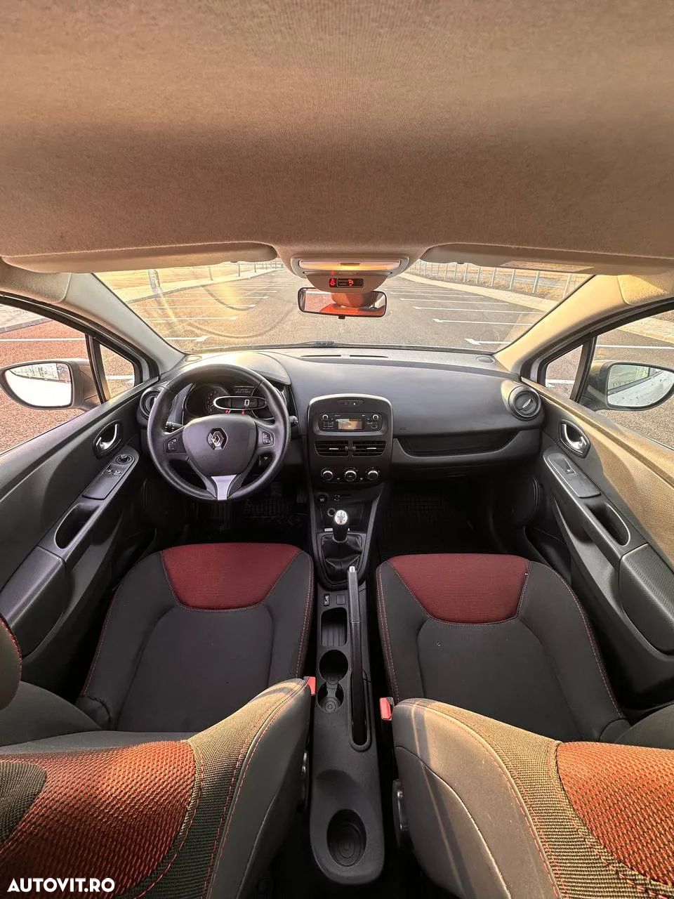 Renault Clio IV 1.2 16V Authentique - 11