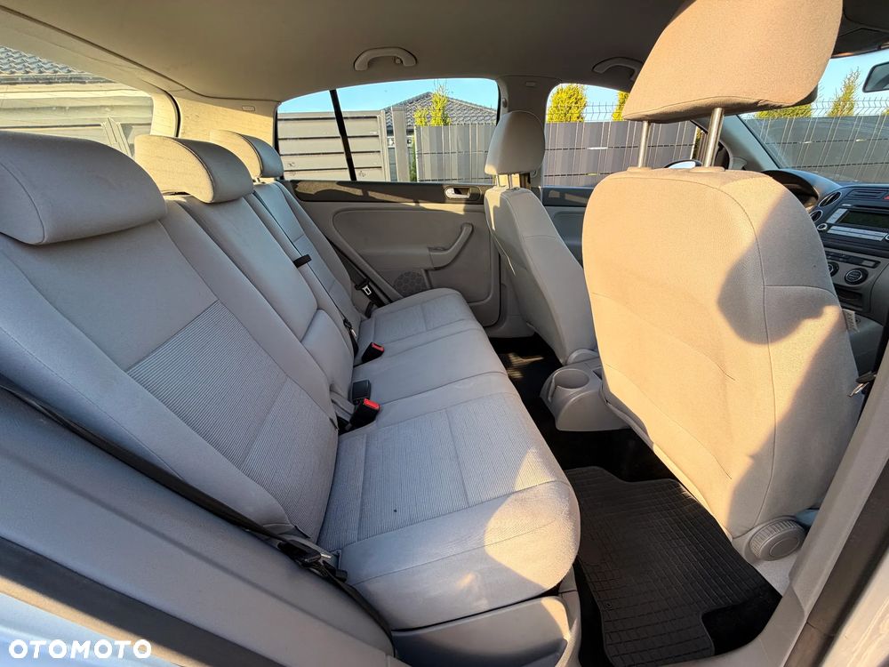 Volkswagen Golf Plus 1.9 TDI Comfortline - 7