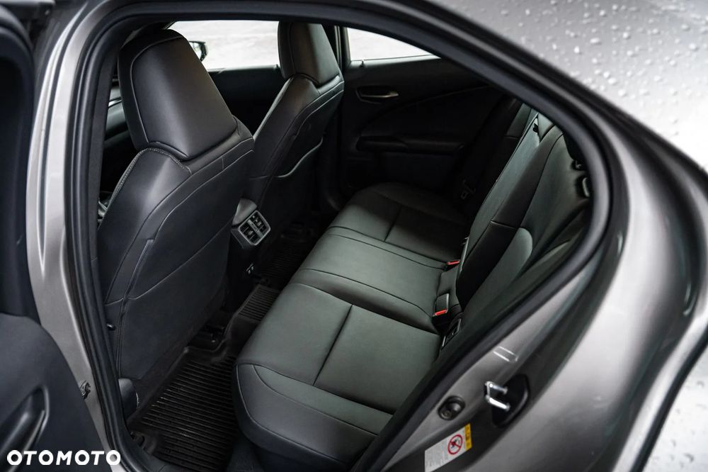 Lexus UX 250h Prestige AWD - 16