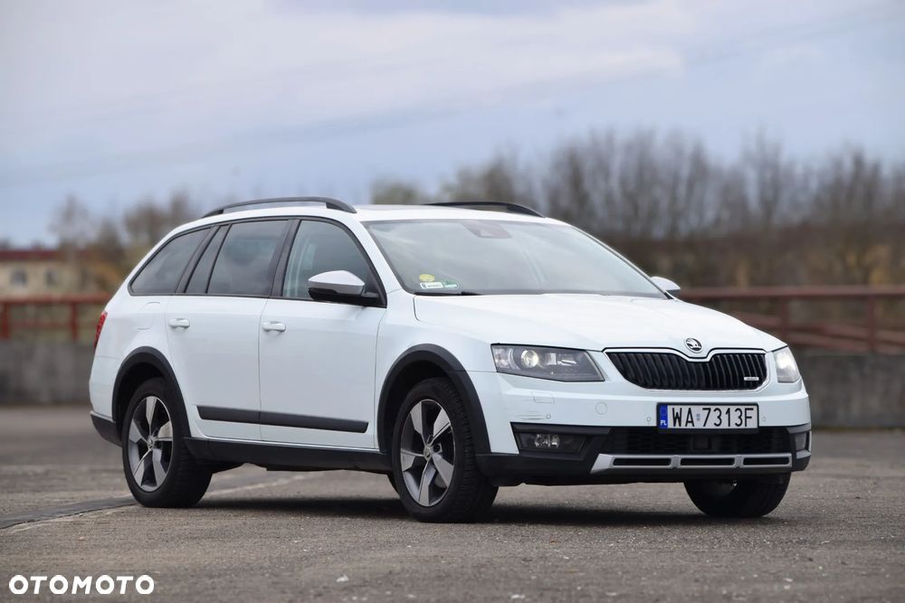 Skoda Octavia 2.0 TDI 4x4 DSG Scout - 6