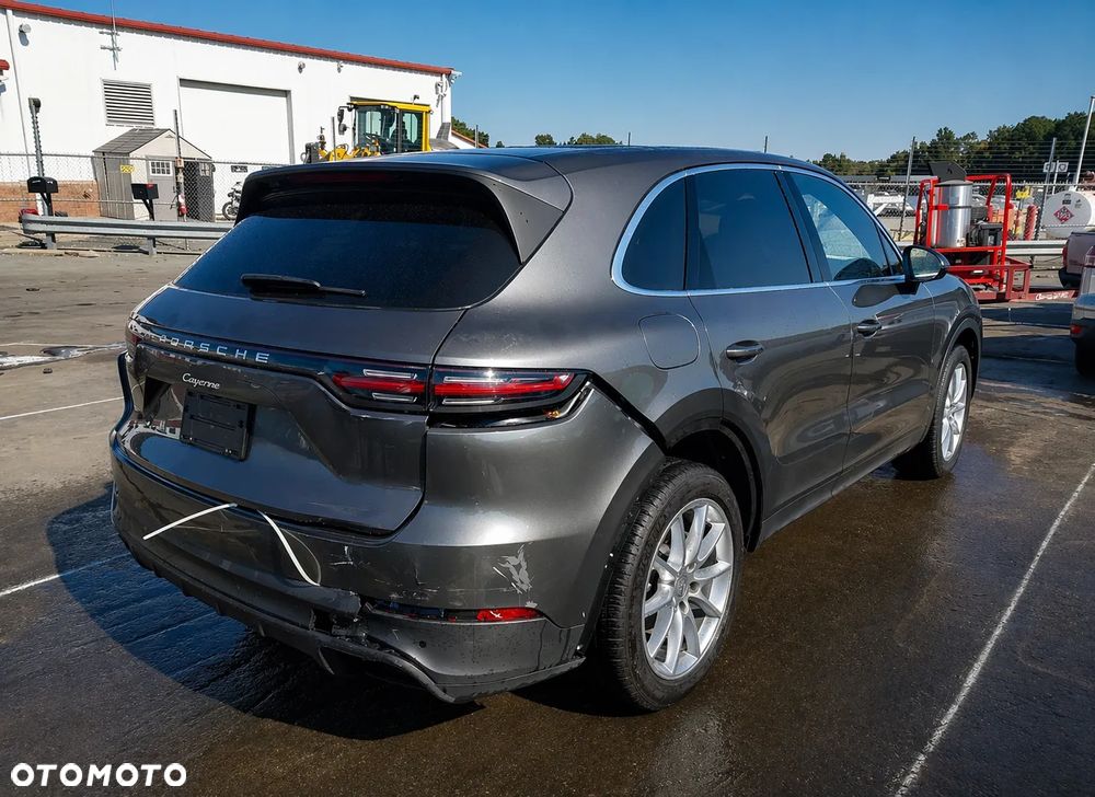 Porsche Cayenne Tiptronic S - 30