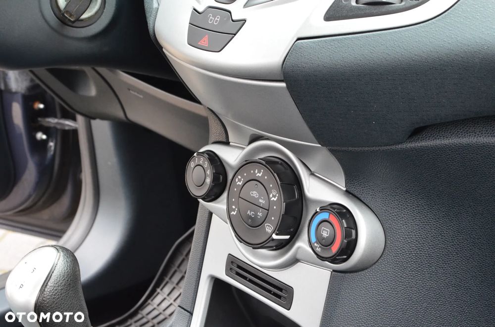 Ford Fiesta 1.25 Ambiente - 39