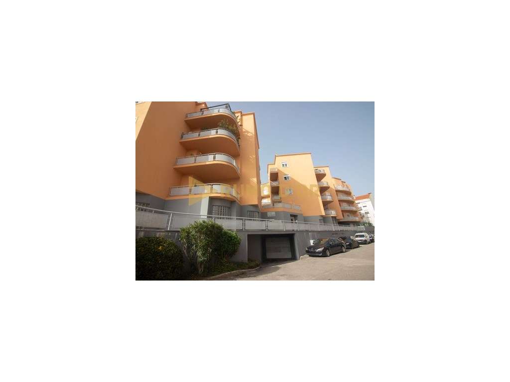 Apartamento T3 com terraço | Condomínio privado | Box - Grande imagem: 2/3