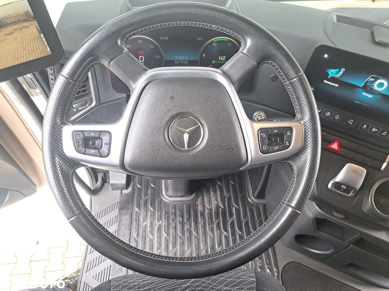 Versalift Actros 1845 - 26