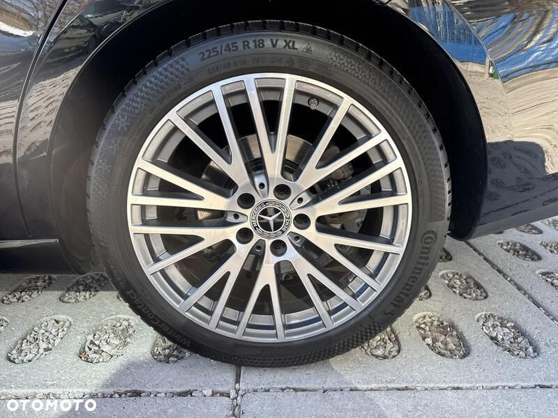 Mercedes-Benz CLA 200 7G-DCT - 16
