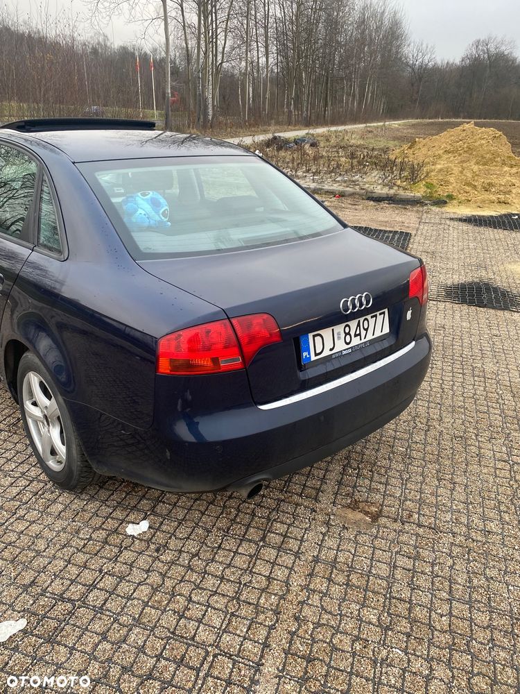 Audi A4 Limousine 1.6 - 5