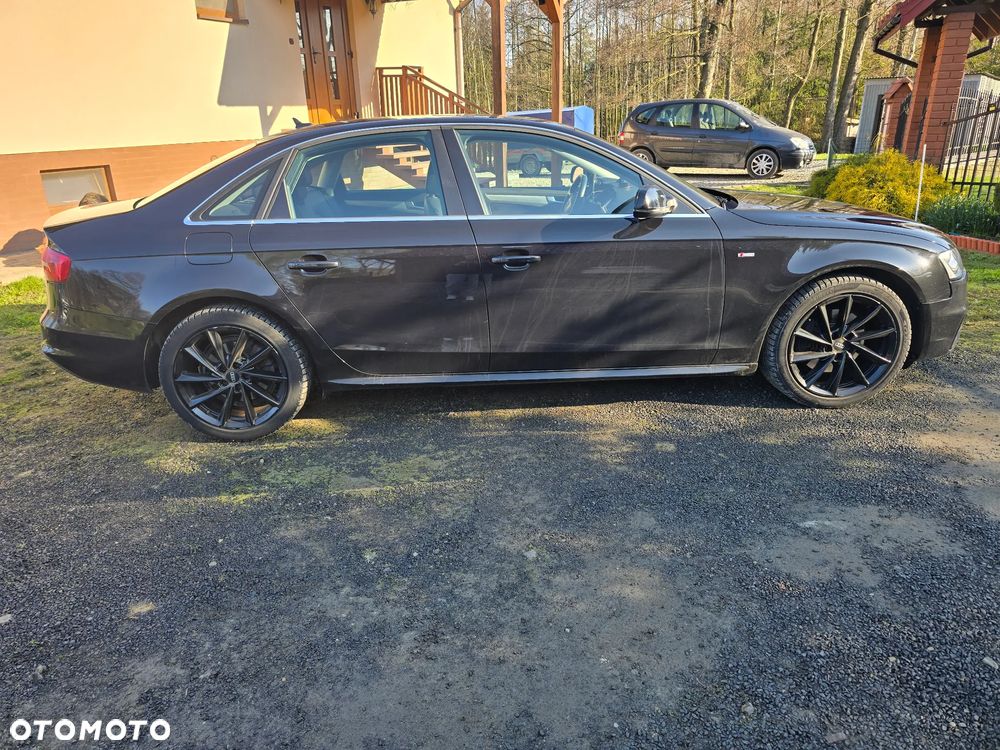 Audi A4 Limousine - 6