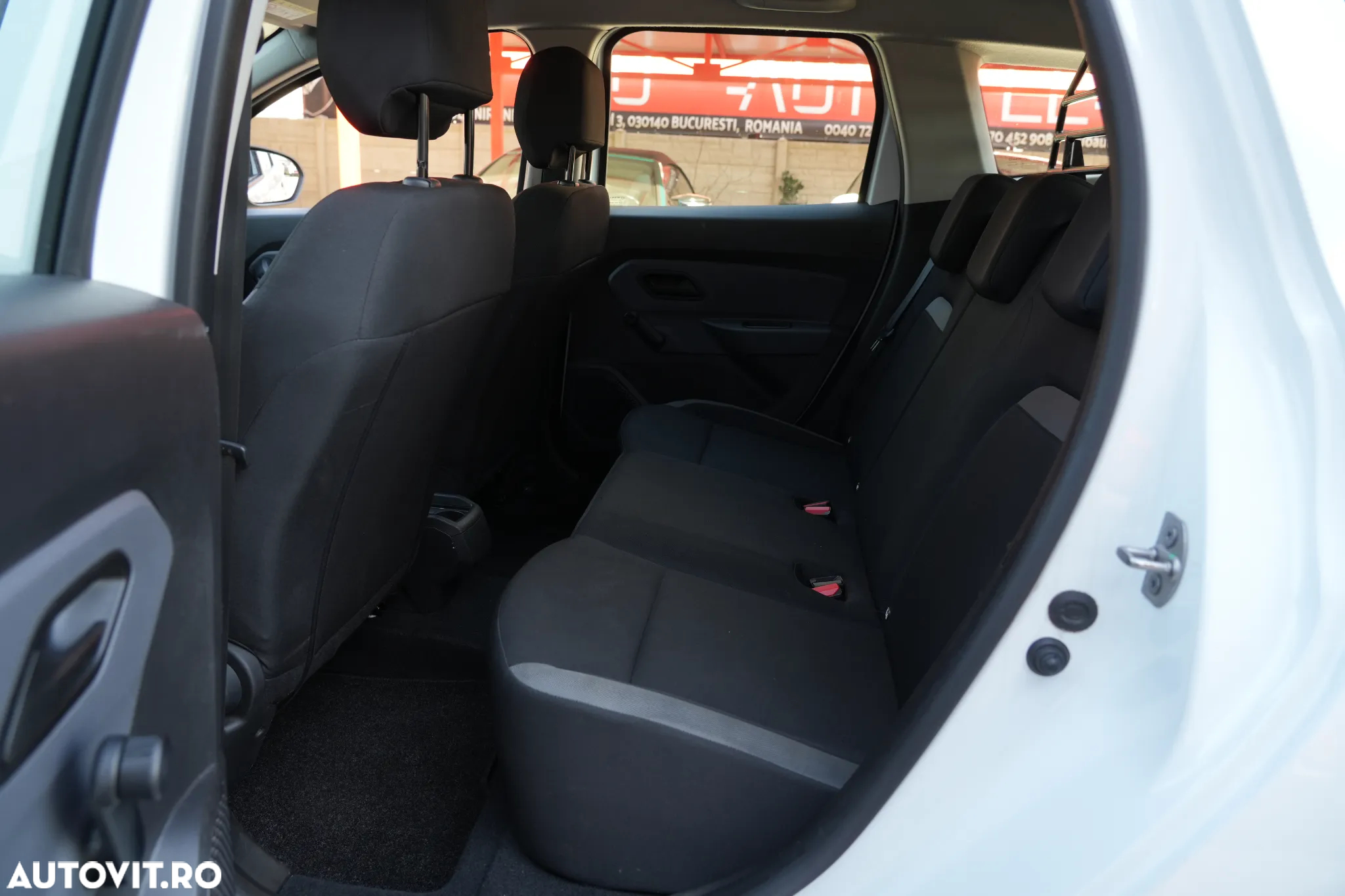 Dacia Duster TCe 90 2WD Access - 13