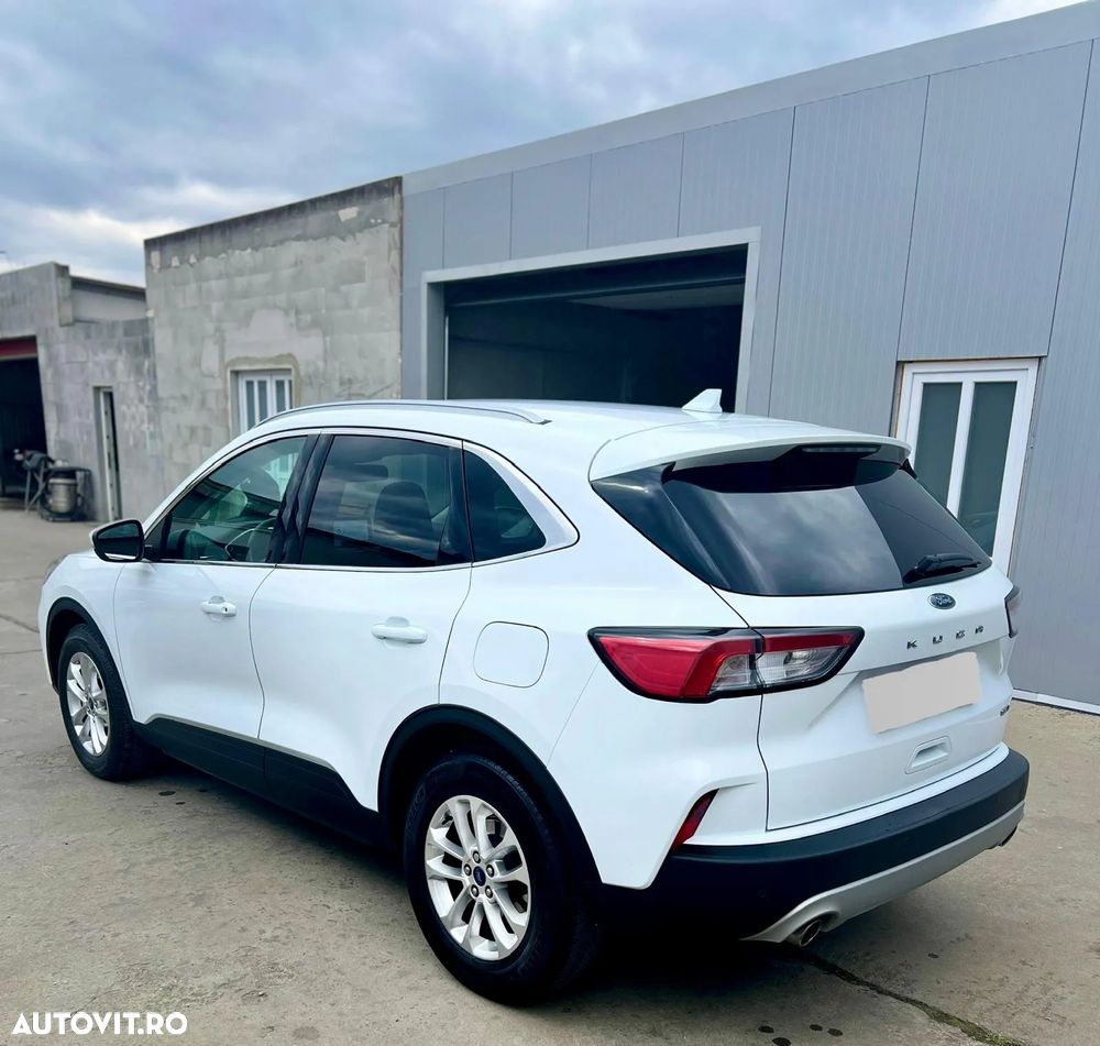 Ford Kuga 2.0 EcoBlue Hybrid TITANIUM - 6