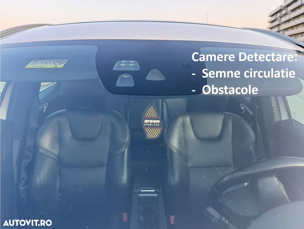 Volvo XC 60 D4AWD Kinetic - 32