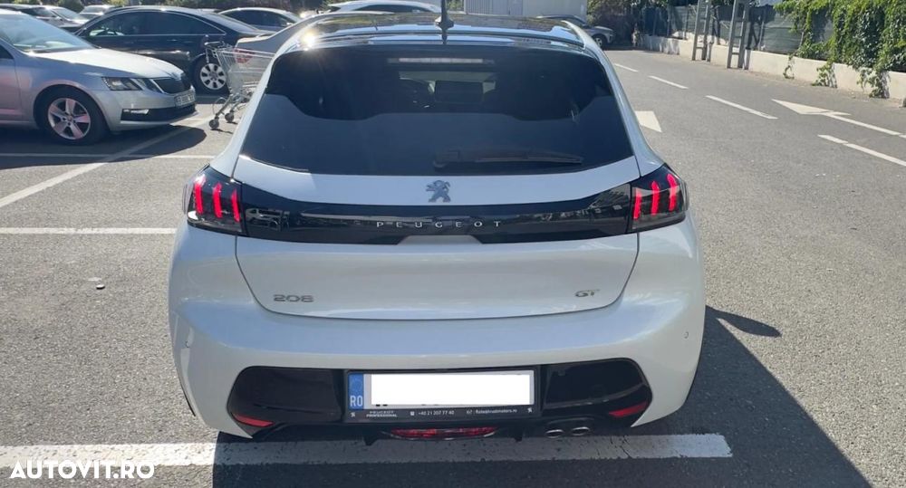 Peugeot 208 1.2 L PureTech STT EAT8 GT Pack - 6