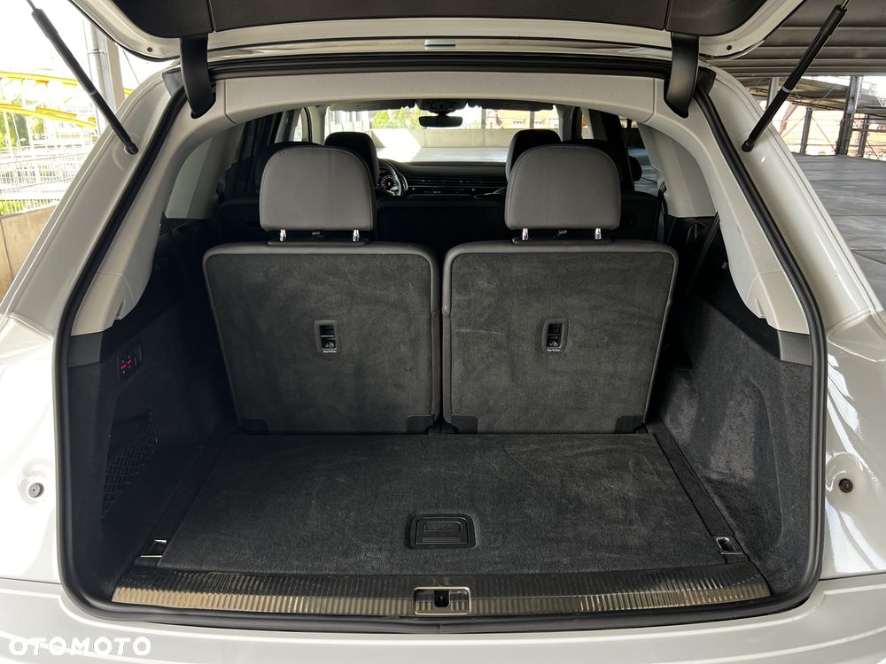 Audi Q7 55 TFSI mHEV Quattro Tiptr - 35