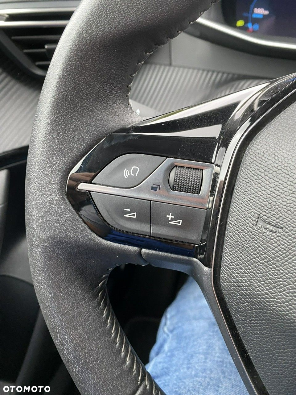 Peugeot 2008 BlueHDi 110 Allure - 22