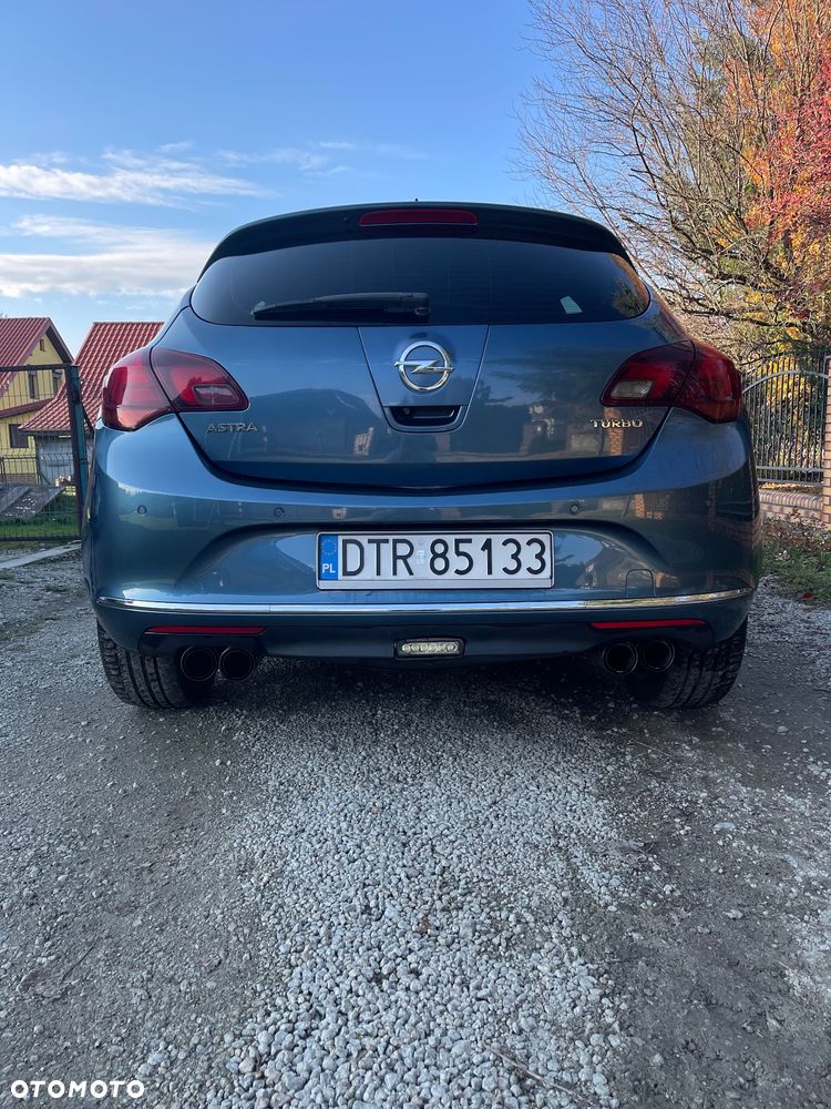 Opel Astra IV 1.4 T Cosmo - 4