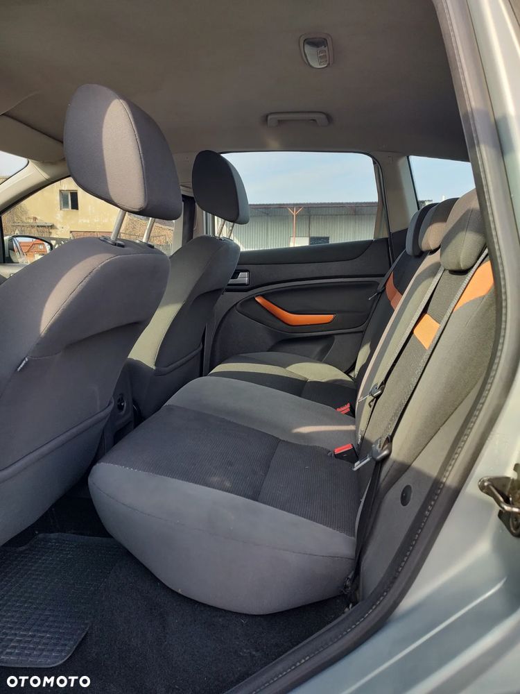 Ford Kuga 2.0 TDCi Trend - 7