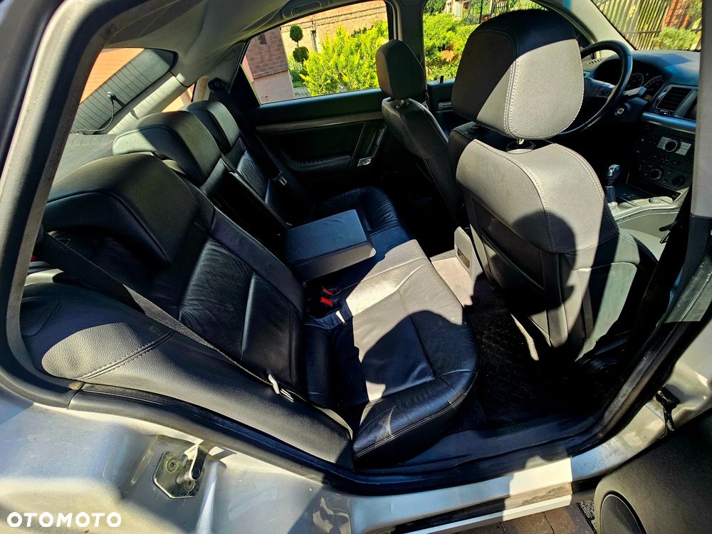 Opel Vectra 1.9 CDTI Essentia - 7