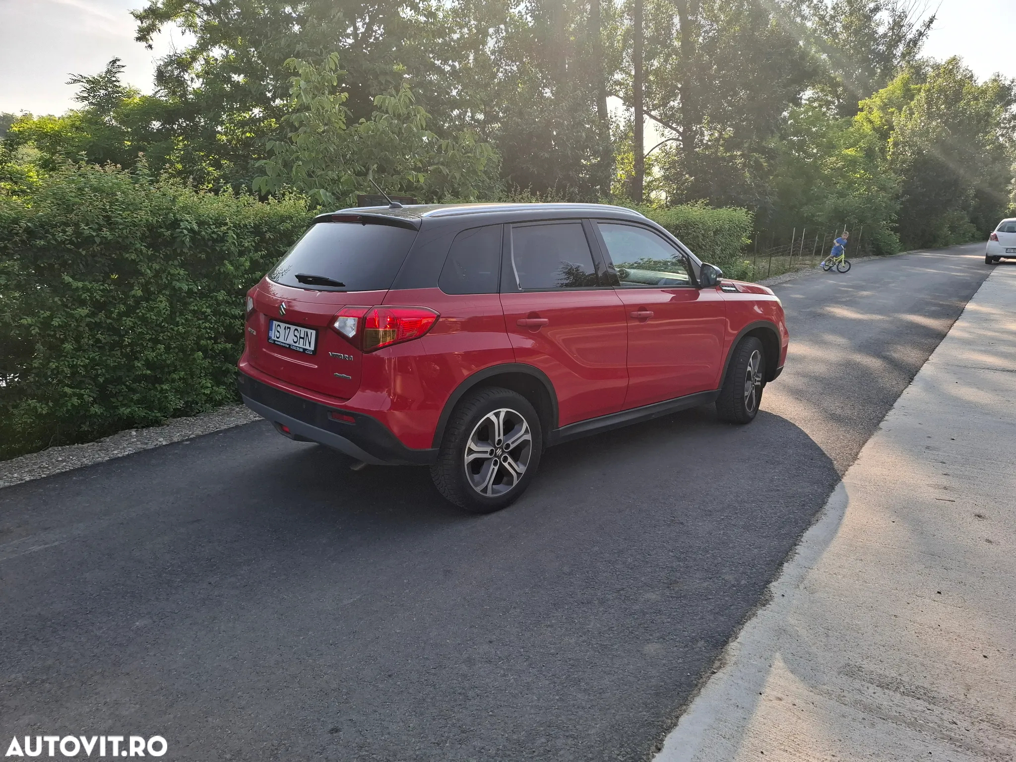 Suzuki Vitara 1.6 4X4 Luxus - 2