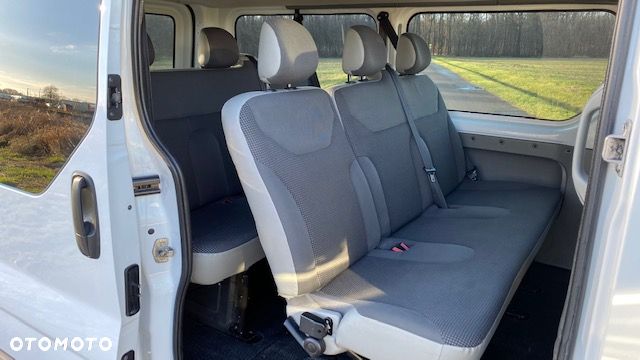 Opel Vivaro L2H1 2.9t - 12