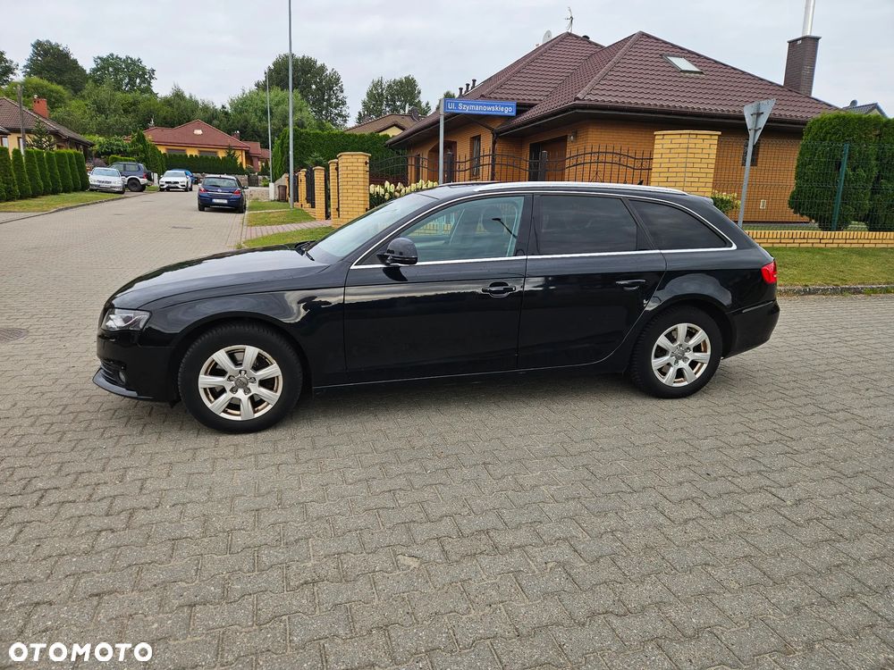 Audi A4 Avant - 1