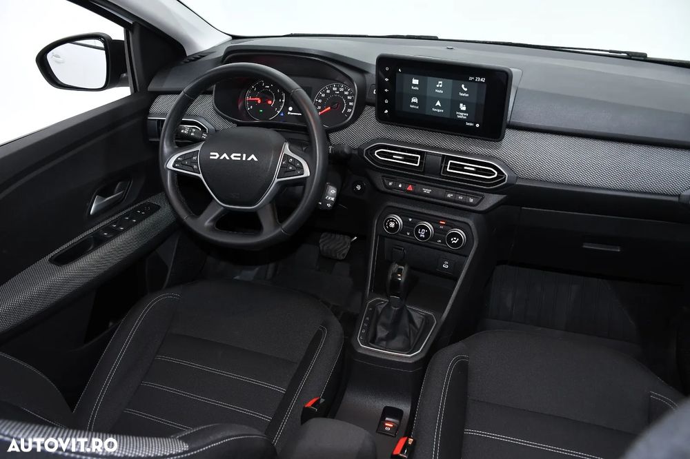 Dacia Logan TCe 90 CVT Journey - 7