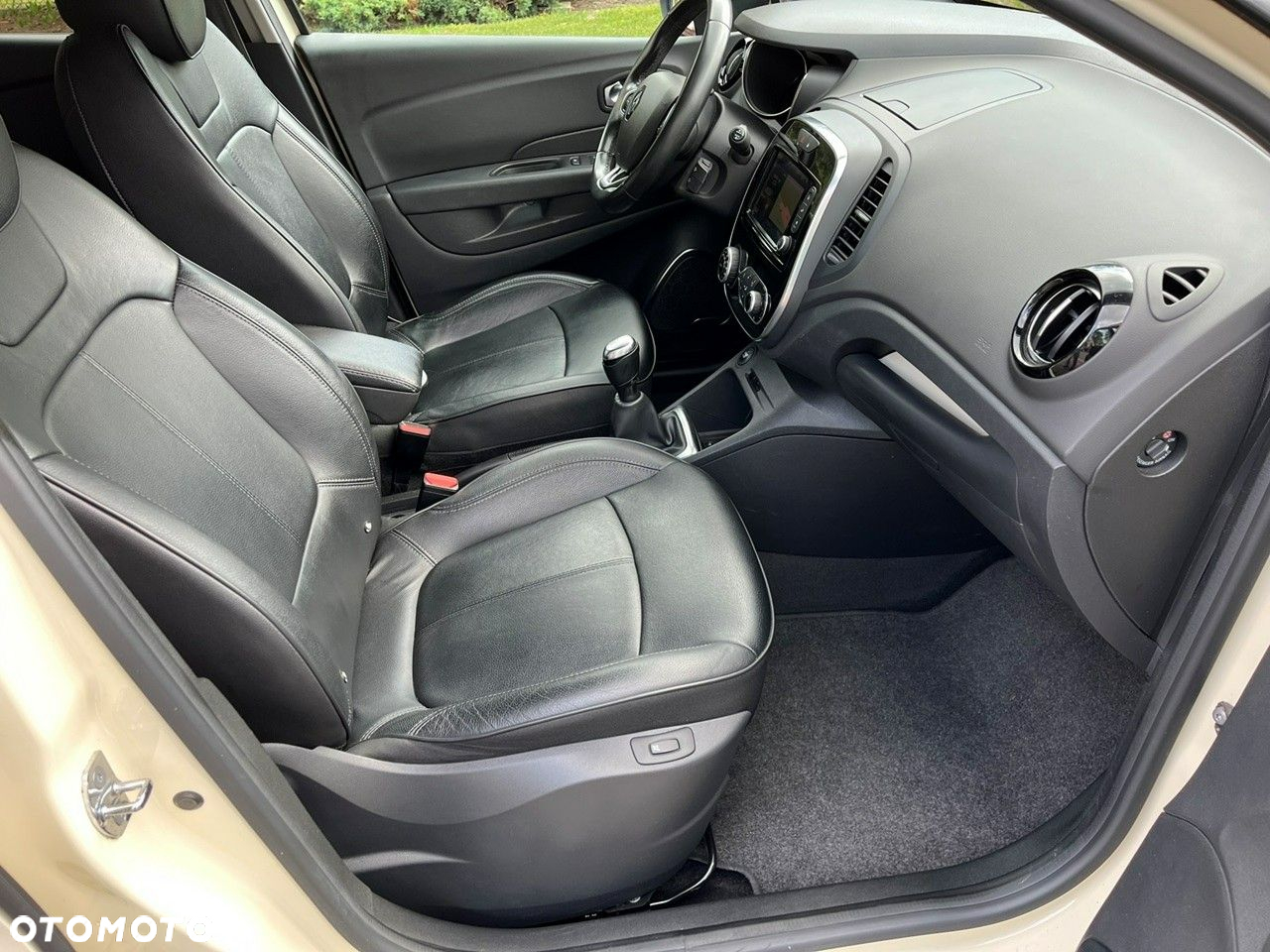 Renault Captur (ENERGY) TCe 90 INTENS - 16