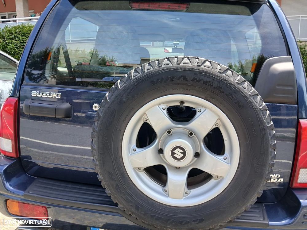 Suzuki Grand Vitara Hard Top 1.6 - 3
