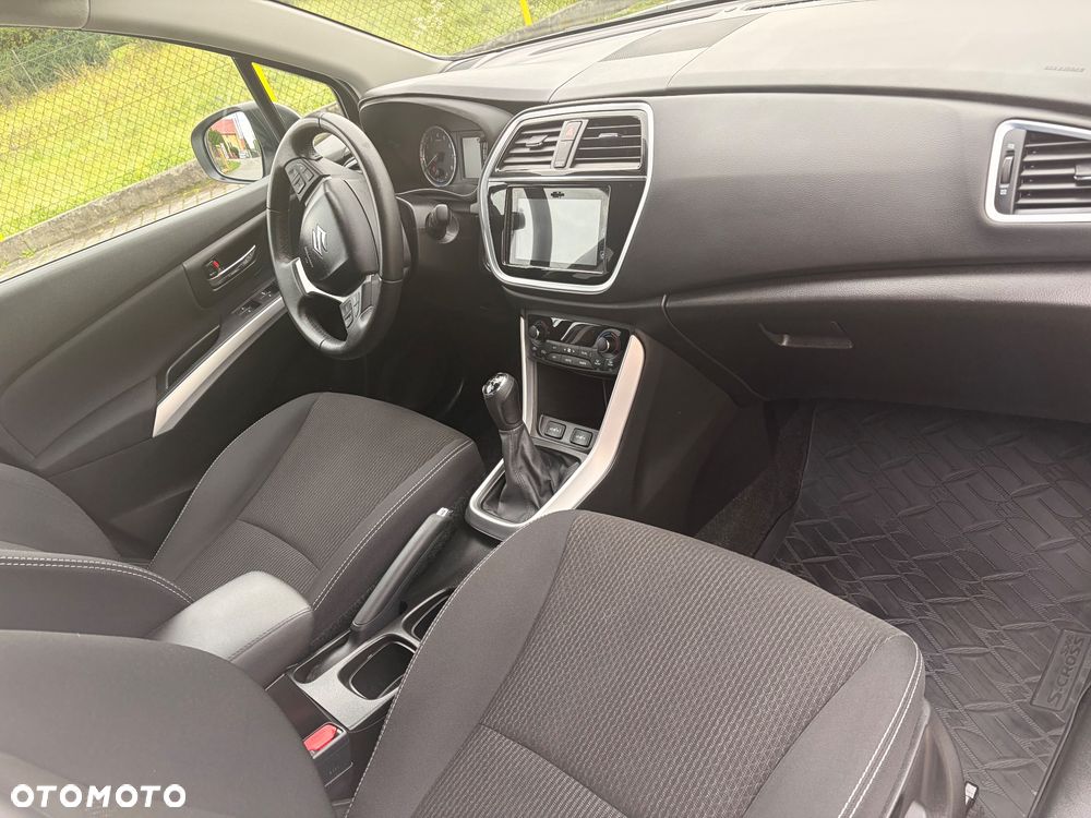 Suzuki SX4 S-Cross - 8
