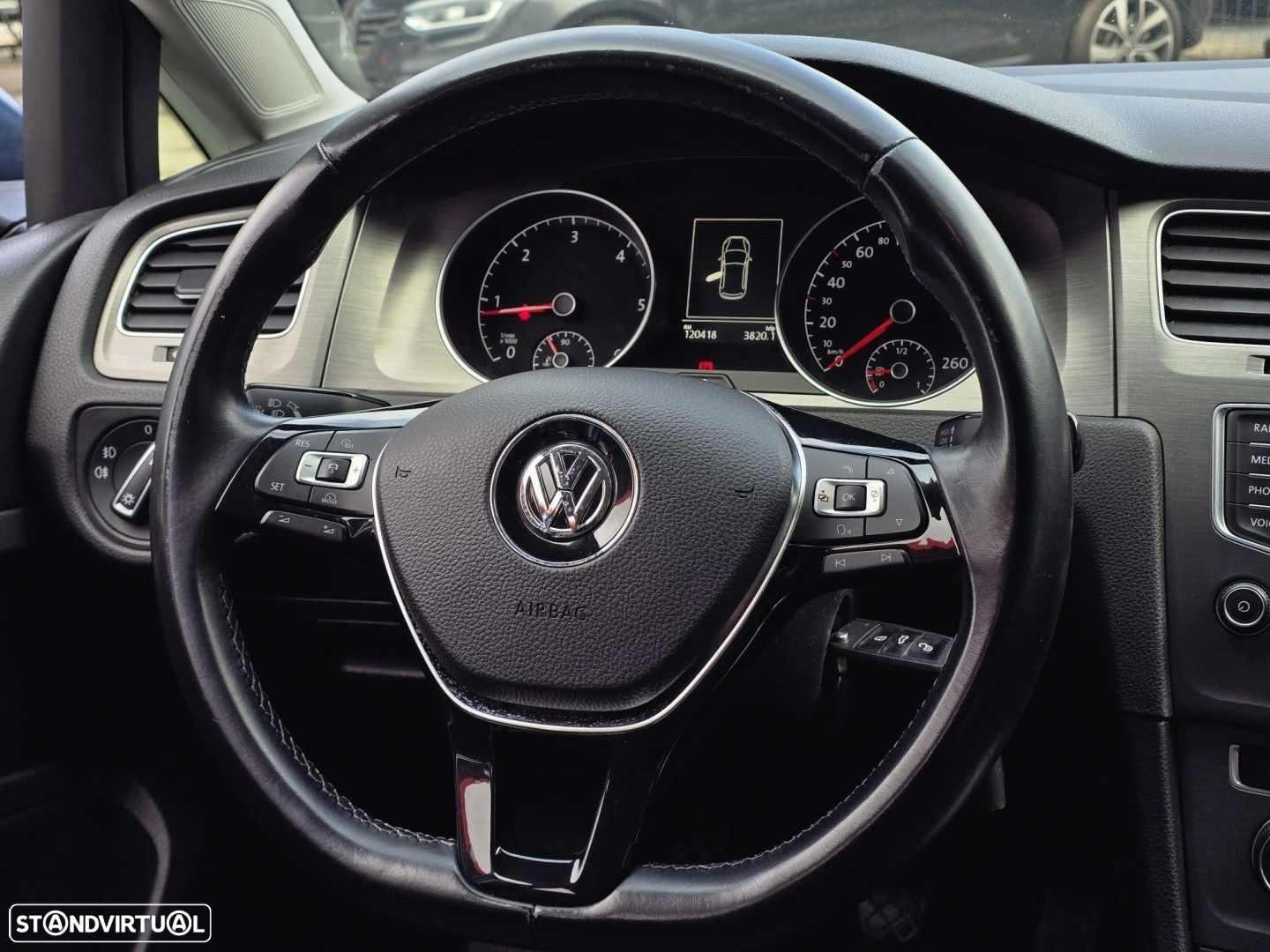 VW Golf 1.6 TDi Confortline - 14