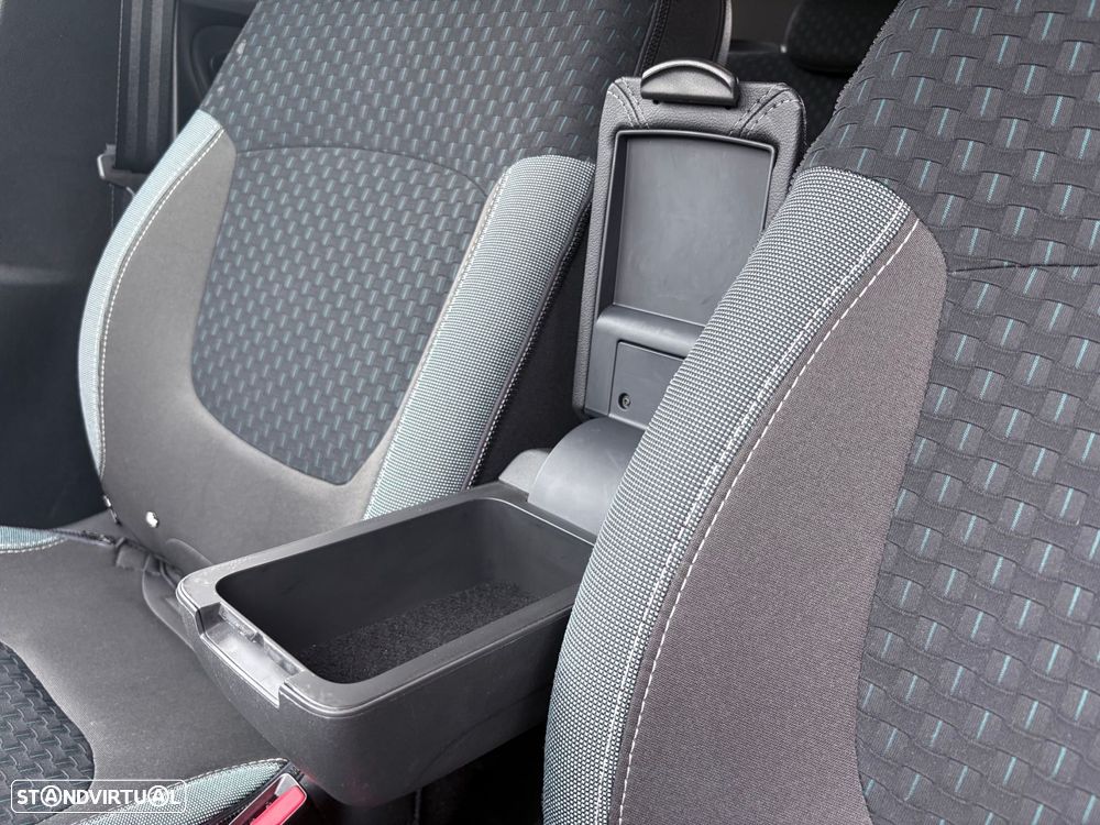 Renault Captur ENERGY TCe 120 EDC Experience - 33