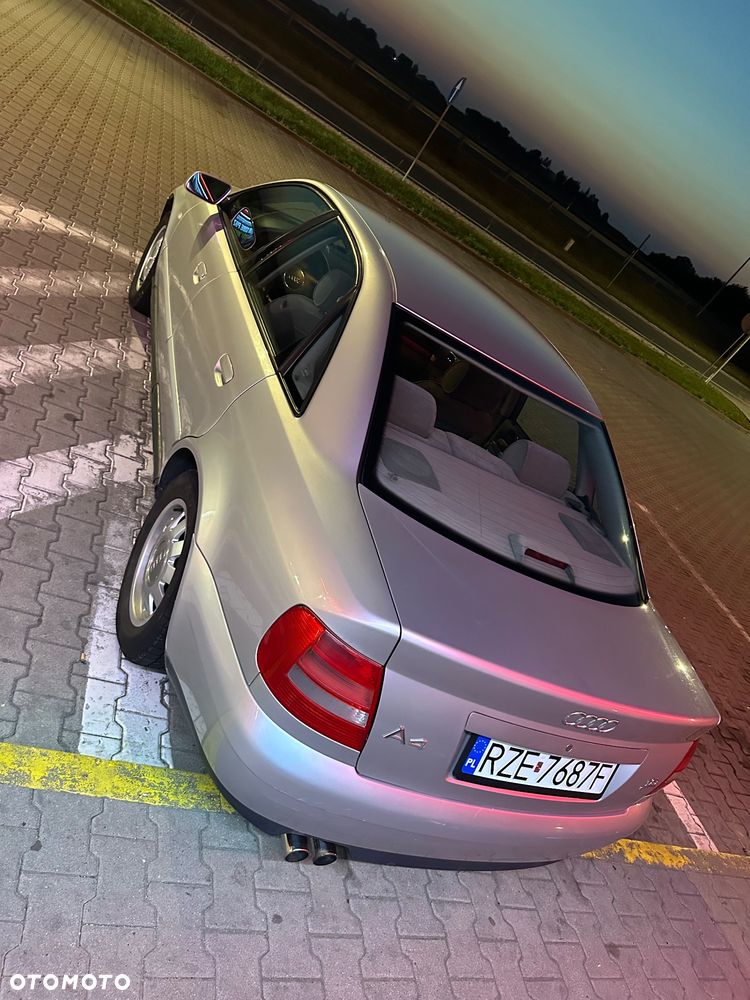 Audi A4 Limousine 1.8 Quattro - 3