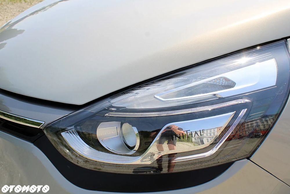 Renault Clio - 20