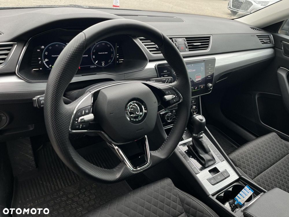 Skoda Superb 1.5 TSI Ambition DSG - 9