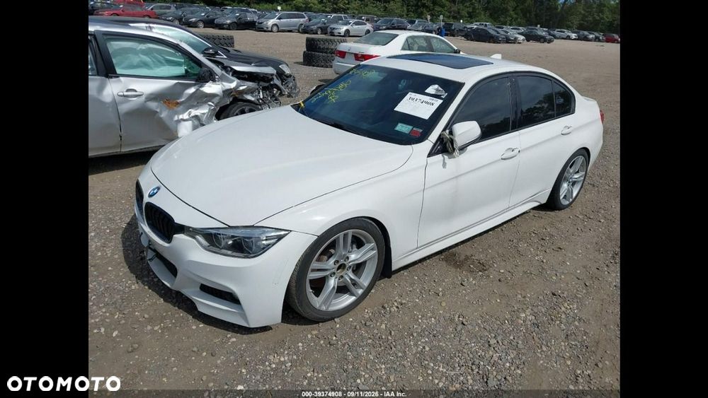 BMW Seria 3 330i xDrive M Sport - 1
