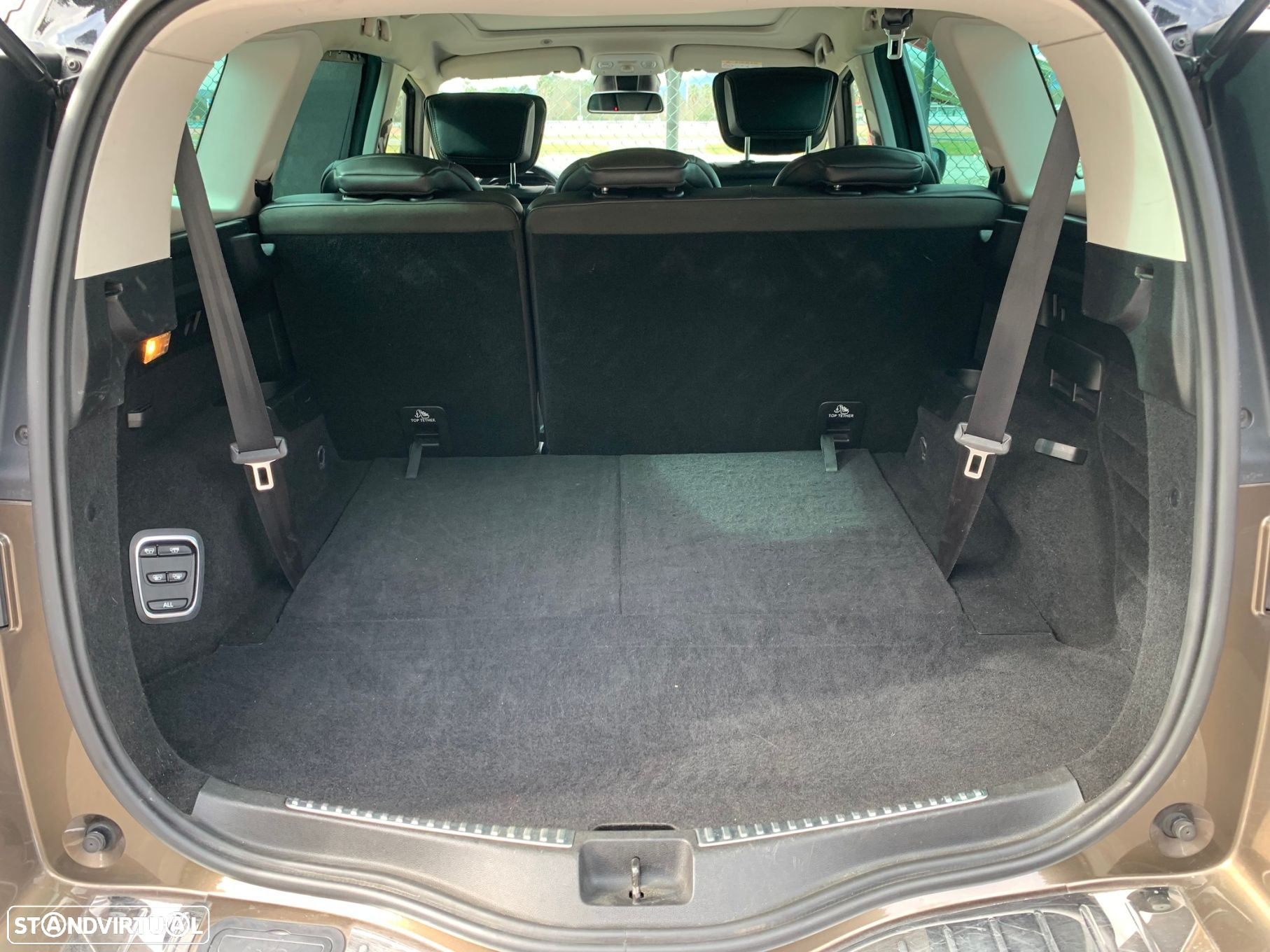 Renault Grand Scénic 1.5 dCi Intens Hybrid Assist SS - 45