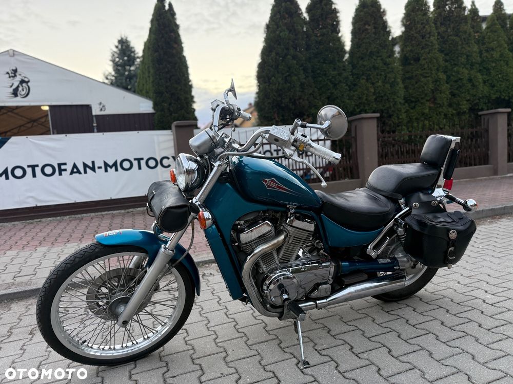 Suzuki Intruder - 20