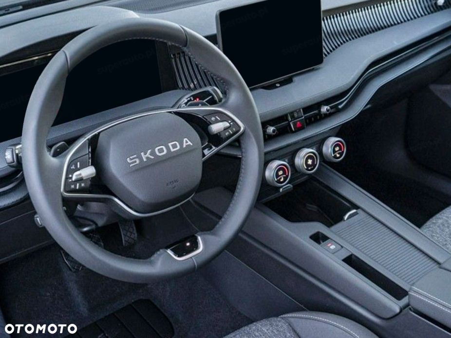 Skoda Superb 2.0 TDI SCR Essence DSG - 9