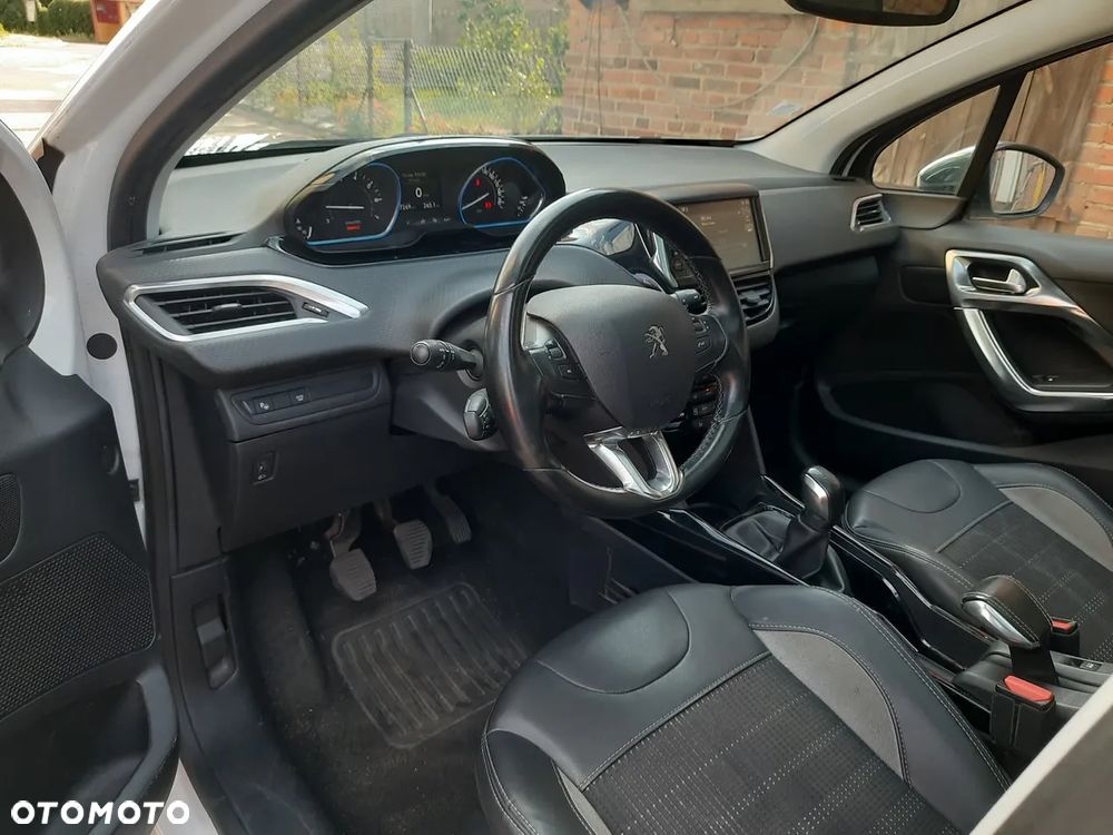Peugeot 2008 - 15